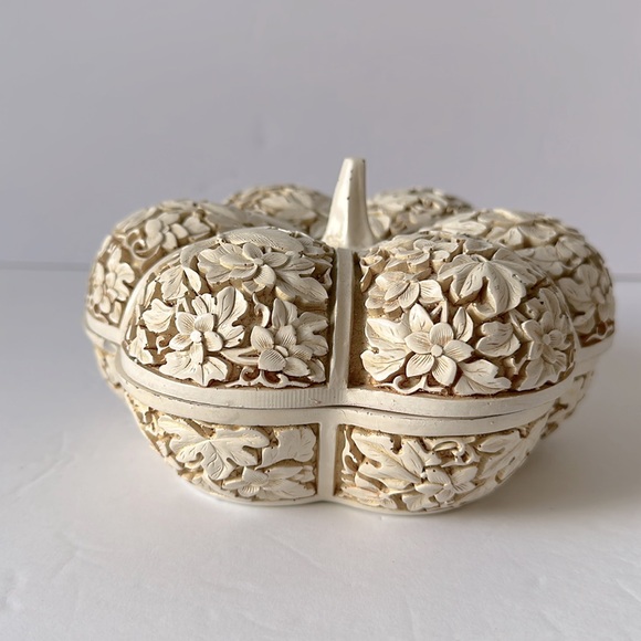 Bombay Vintage Faux Ivory Carved Gourd Jewelry Trinket Box Pumpkin Shape 1980s - Picture 2 of 7